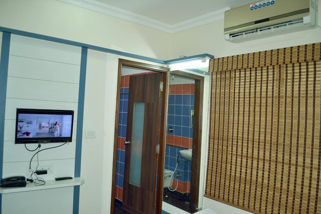 Metro Park Hotell Chennai Rum bild