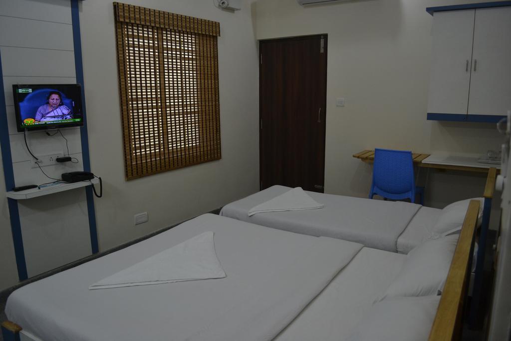 Metro Park Hotell Chennai Rum bild