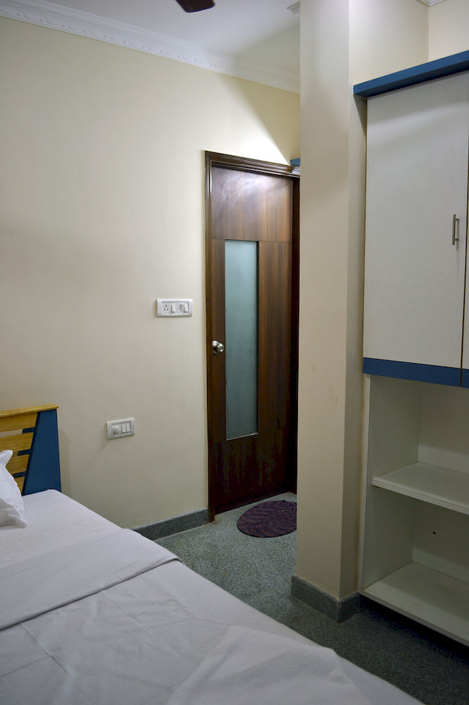 Metro Park Hotell Chennai Exteriör bild